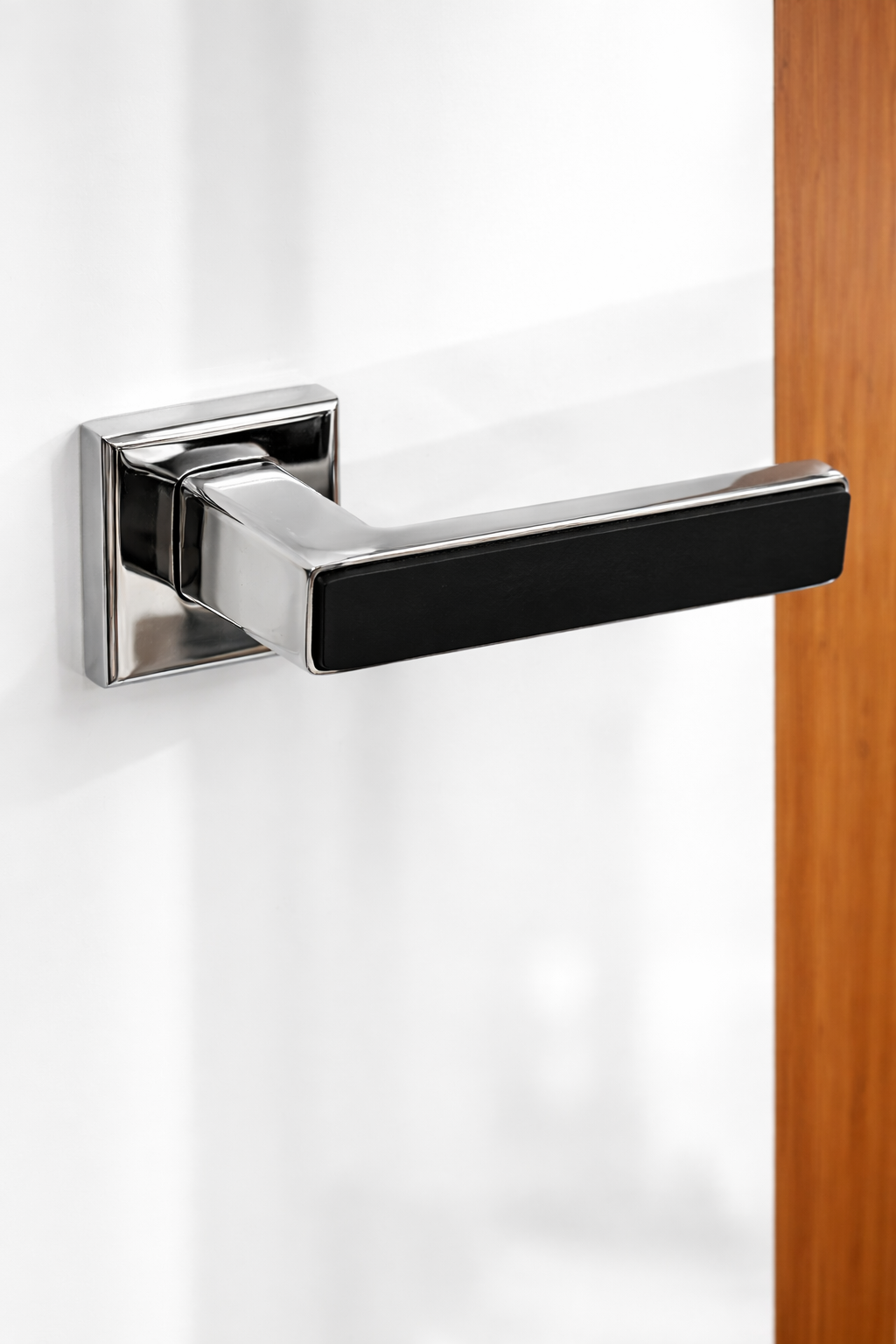 Nobel Bingöl İnox Kare Rozetli Kapı Kolu